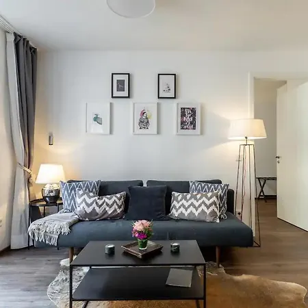 Schone In Апартаменты *